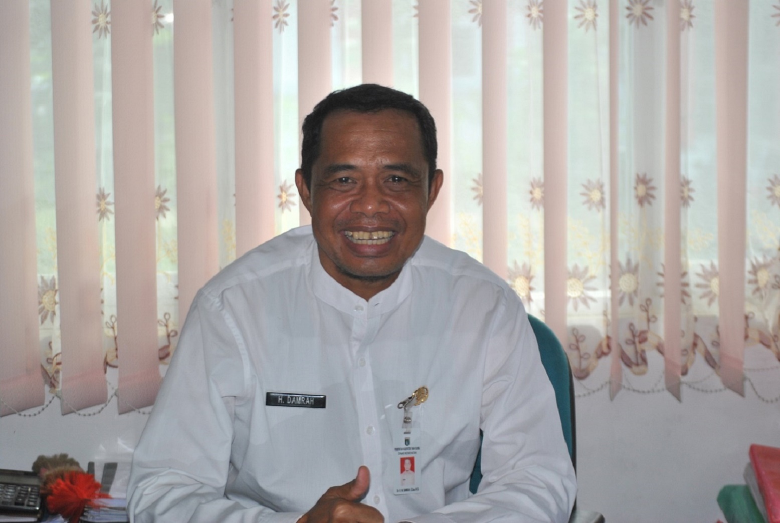 Kepala Dinas Tanbu H. Damrah