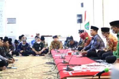 Bupati Abah HM Zairullah Azhar Pimpin Rapat Persiapan Program Memakmurkan 1 Masjid 1 Desa